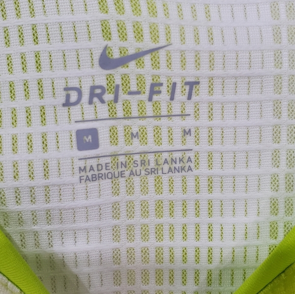 🆕️ Nike Instacool Tee - Picture 4 of 6